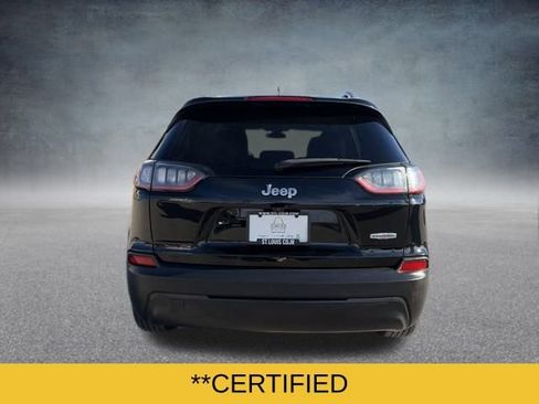 Used 2020 Jeep Cherokee Latitude image 4