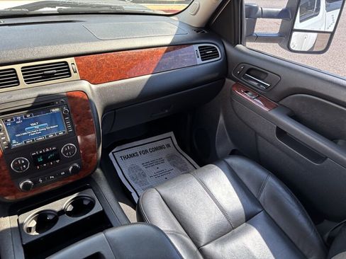 Used 2011 Chevrolet Silverado 3500 LTZ w/ LTZ Plus Package image 28
