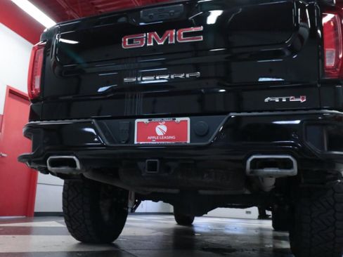 Used 2025 GMC Sierra 1500 AT4 w/ Technology Package AWD/4WD image 35