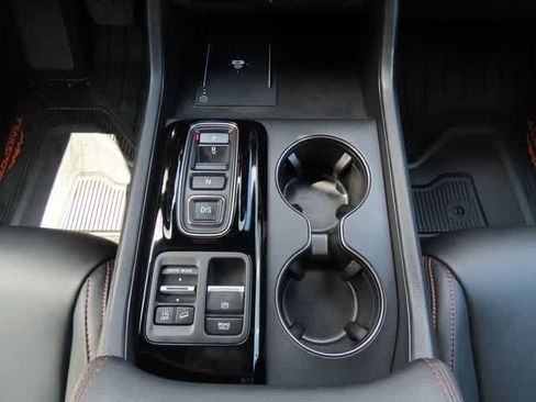 Certified 2025 Honda Pilot TrailSport image 25