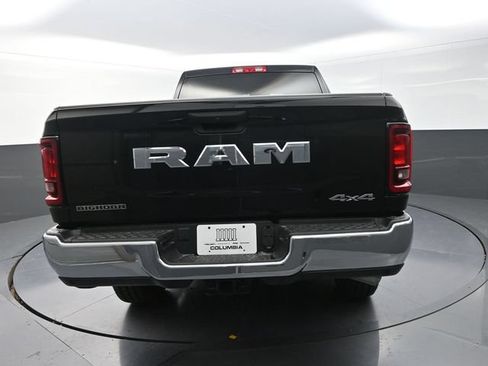 New 2025 RAM 2500 Big Horn AWD/4WD image 9