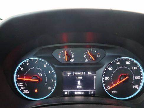 Used 2018 Chevrolet Equinox LS FWD image 10