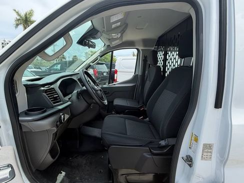 Used 2025 Ford Transit 250 Low Roof w/ Exterior Upgrade Package RWD image 9