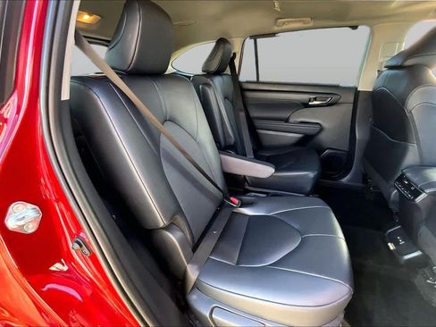 Used 2026 Toyota Highlander XLE AWD/4WD image 20
