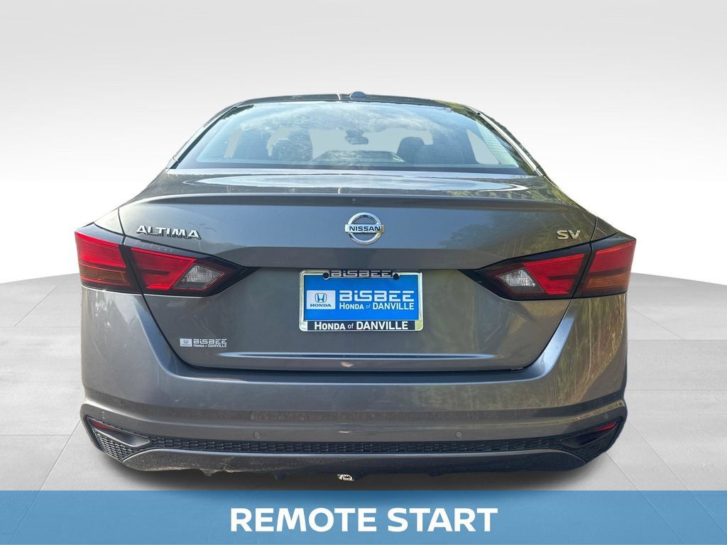 Used 2022 Nissan Altima 2.5 SV FWD image 6