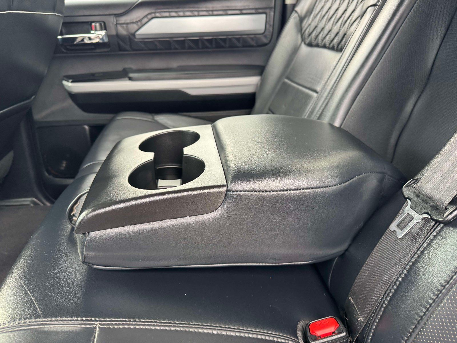 Used 2019 Toyota Tundra Platinum AWD/4WD image 11