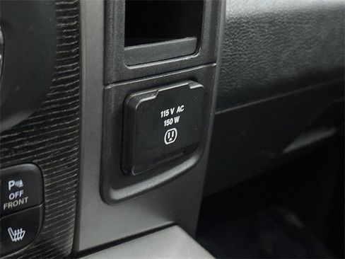 Used 2016 RAM 1500 Limited image 40