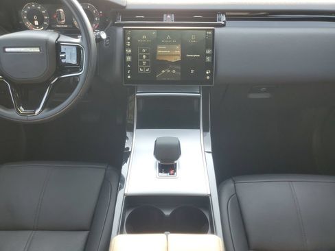 Used 2025 Land Rover Range Rover Velar S AWD/4WD image 31