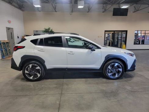 Used 2025 Subaru Crosstrek 2.5i Limited AWD/4WD image 5