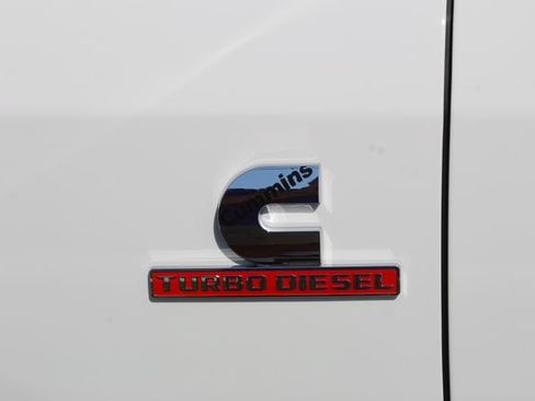 Used 2025 RAM 2500 Big Horn AWD/4WD image 11