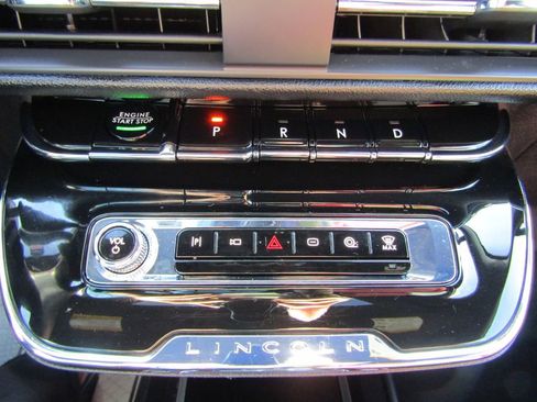Used 2025 Lincoln Corsair Grand Touring w/ Equipment Group 301A AWD/4WD image 37