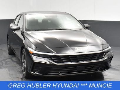 New 2025 Hyundai Elantra SEL