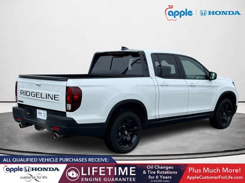 Used 2026 Honda Ridgeline Black Edition image 5