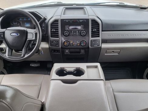 Used 2018 Ford F250 XL w/ Power Equipment Group RWD image 23