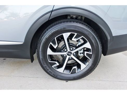 Used 2023 Kia Sportage EX FWD image 32