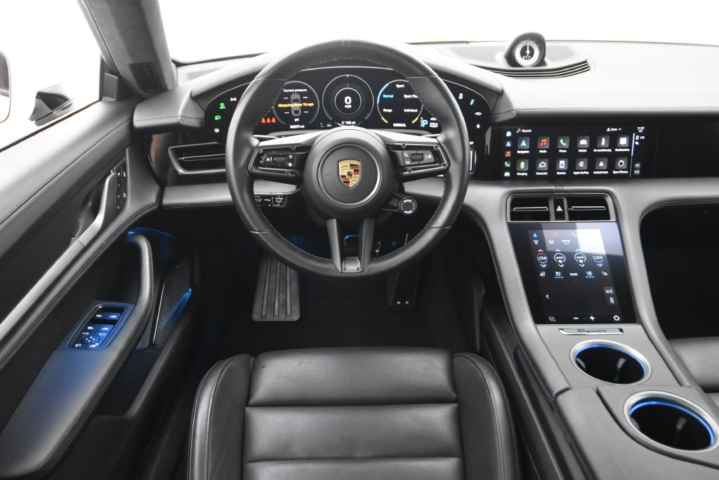 Used 2022 Porsche Taycan Turbo S AWD/4WD image 42