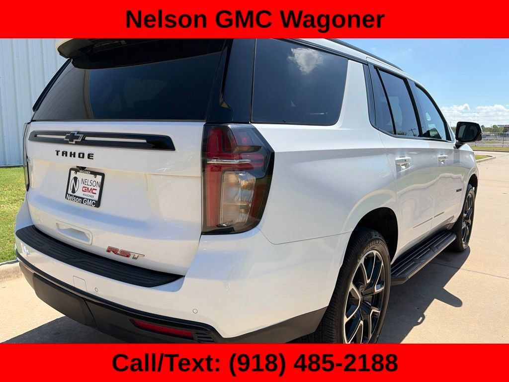 Used 2023 Chevrolet Tahoe RST w/ Luxury Package AWD/4WD image 8