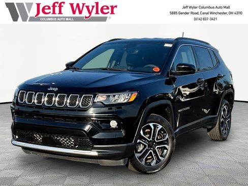 Used 2023 Jeep Compass Limited AWD/4WD image 1