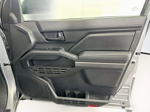 Used 2025 Toyota Tacoma SR5 RWD image 31
