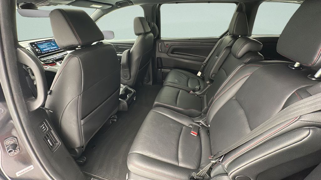 Used 2025 Honda Odyssey Sport-L image 9