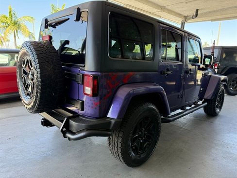 Used 2016 Jeep Wrangler Unlimited Sahara image 10