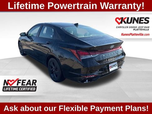 Used 2022 Hyundai Elantra SEL FWD image 7