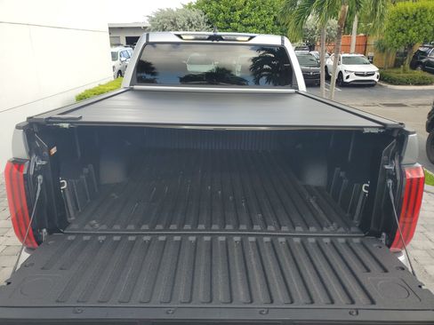 Used 2025 Toyota Tundra Limited w/ TRD Off-Road Package AWD/4WD image 8