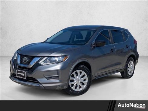Used 2018 Nissan Rogue FWD image 1