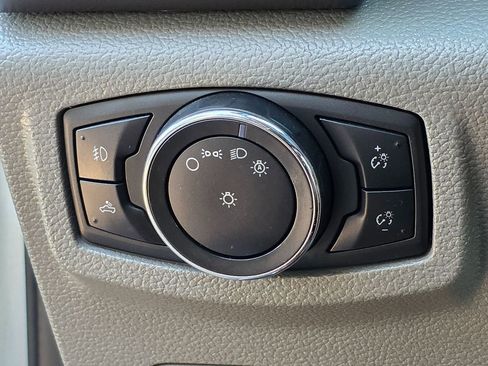 Used 2015 Ford F150 XLT w/ Equipment Group 302A Luxury image 50