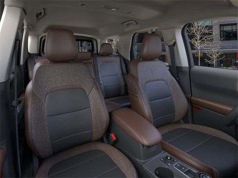 New 2025 Ford Bronco Sport Outer Banks w/ Sasquatch Outer Banks Package image 10