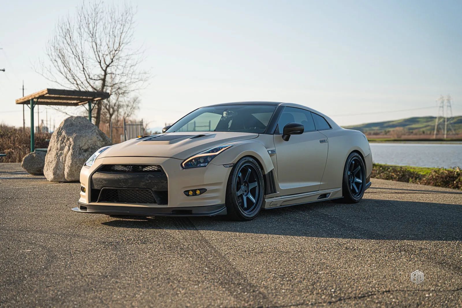 Used 2014 Nissan GT-R Premium AWD/4WD image 4