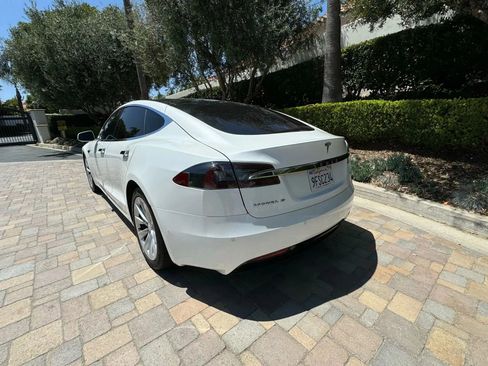 Used 2018 Tesla Model S 100D AWD/4WD image 4
