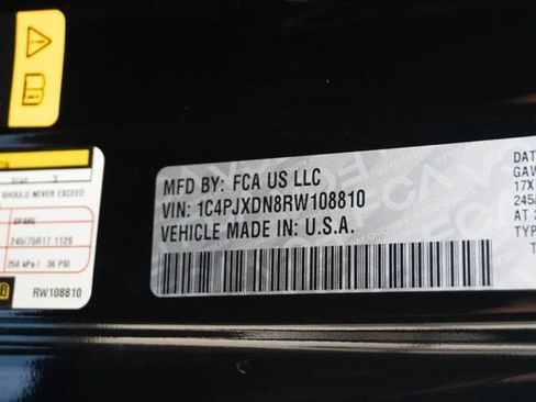 Used 2024 Jeep Wrangler Unlimited Sport AWD/4WD image 34
