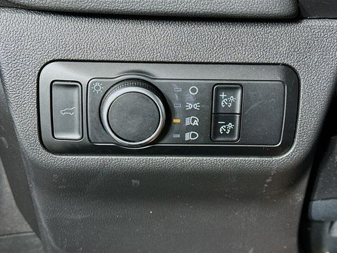 Used 2024 Ford Escape ST-Line image 17