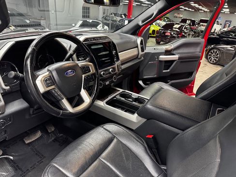 Used 2022 Ford F350 Lariat w/ Lariat Ultimate Package image 31