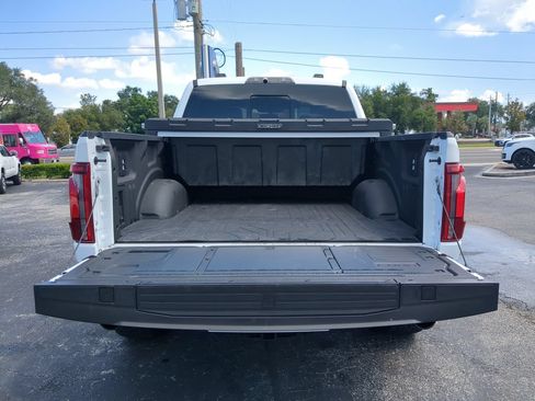 Used 2025 Ford F150 Raptor AWD/4WD image 9