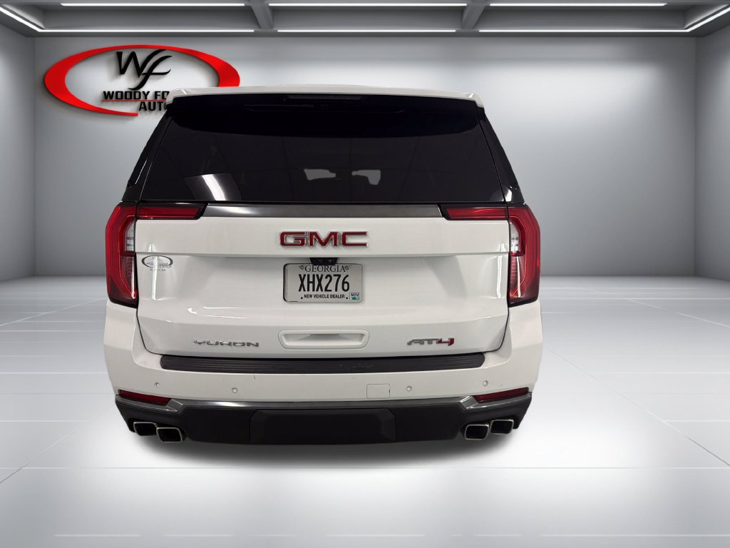 Used 2025 GMC Yukon XL AT4 w/ AT4 Premium Plus Package AWD/4WD image 6