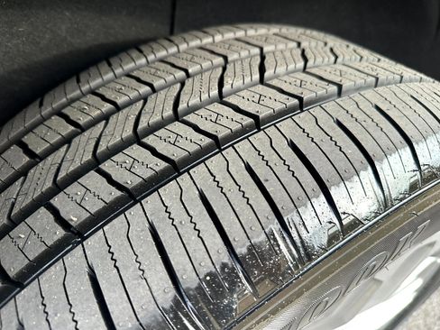 Used 2023 GMC Yukon Denali w/ Denali Reserve Package image 59