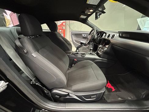 Used 2020 Ford Mustang GT w/ Equipment Group 301A RWD image 38
