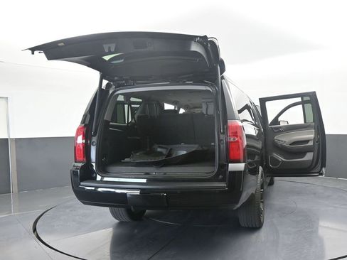 Used 2020 Chevrolet Suburban LT image 77