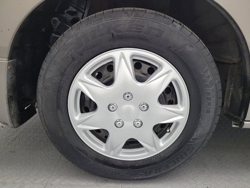 Used 2015 Nissan Quest S FWD image 31