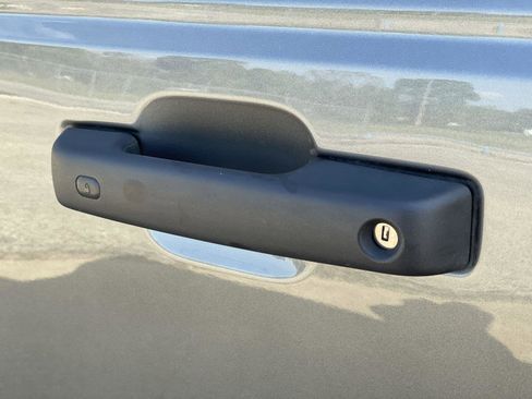 Used 2024 Ford Bronco Badlands image 34