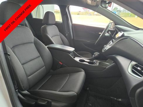 Used 2024 Chevrolet Malibu LT FWD image 19
