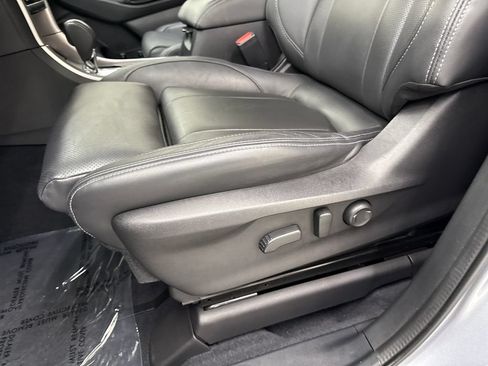 Used 2021 Subaru Ascent Limited w/ Technology Package AWD/4WD image 12