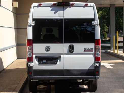 Used 2019 RAM ProMaster 2500 FWD image 6