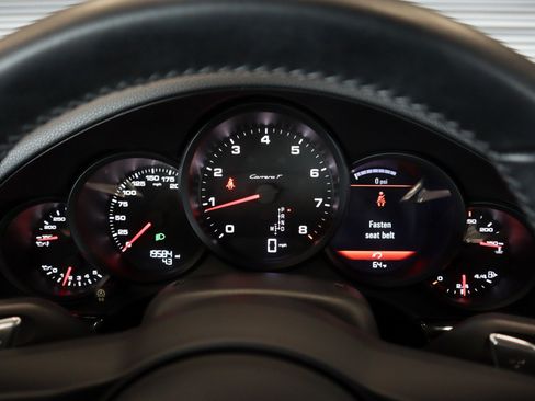 Used 2018 Porsche 911 Carrera T RWD image 14