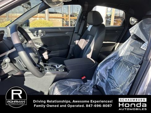 Used 2024 Honda Civic Sport image 2
