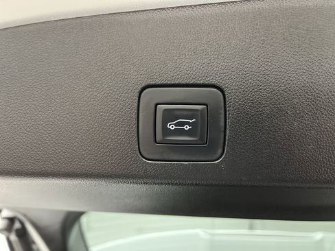 Used 2023 Buick Encore GX Essence w/ Experience Buick Package AWD/4WD image 4