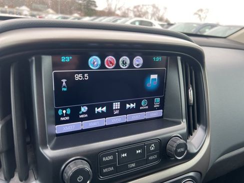 Used 2017 Chevrolet Colorado Z71 image 13