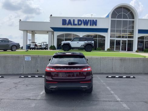 Used 2018 Lincoln MKX Reserve w/ Lincoln MKX Climate Package FWD image 6